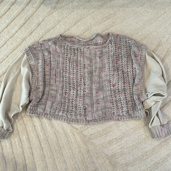 Free People Oversized Cropped Sweater - Picture 2 of 2